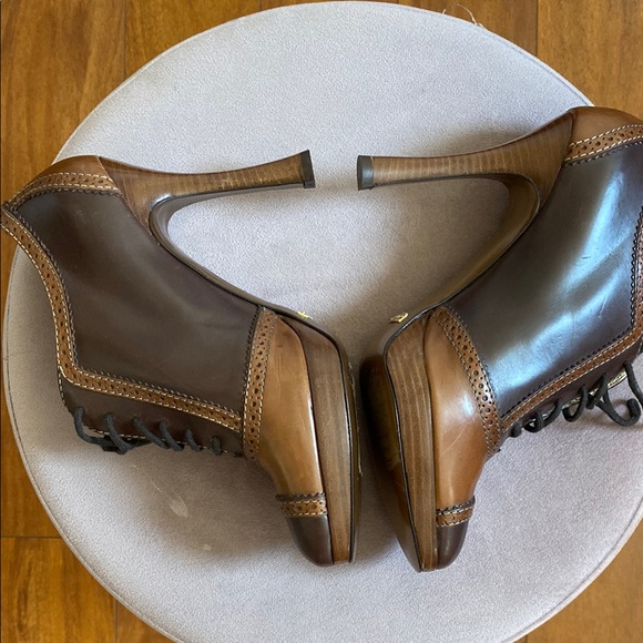 Dolce & Gabbana Brown Ankle Boots with Leather Finish - Picture 1 of 6